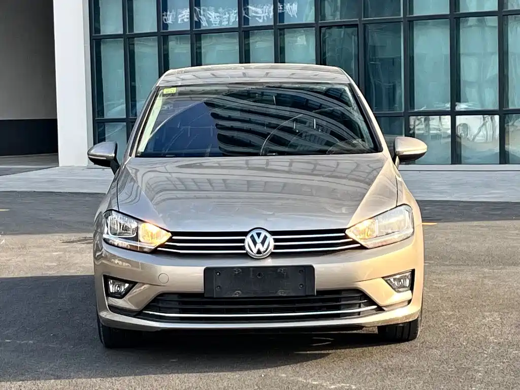 VOLKSWAGEN GOLF*JIAYU