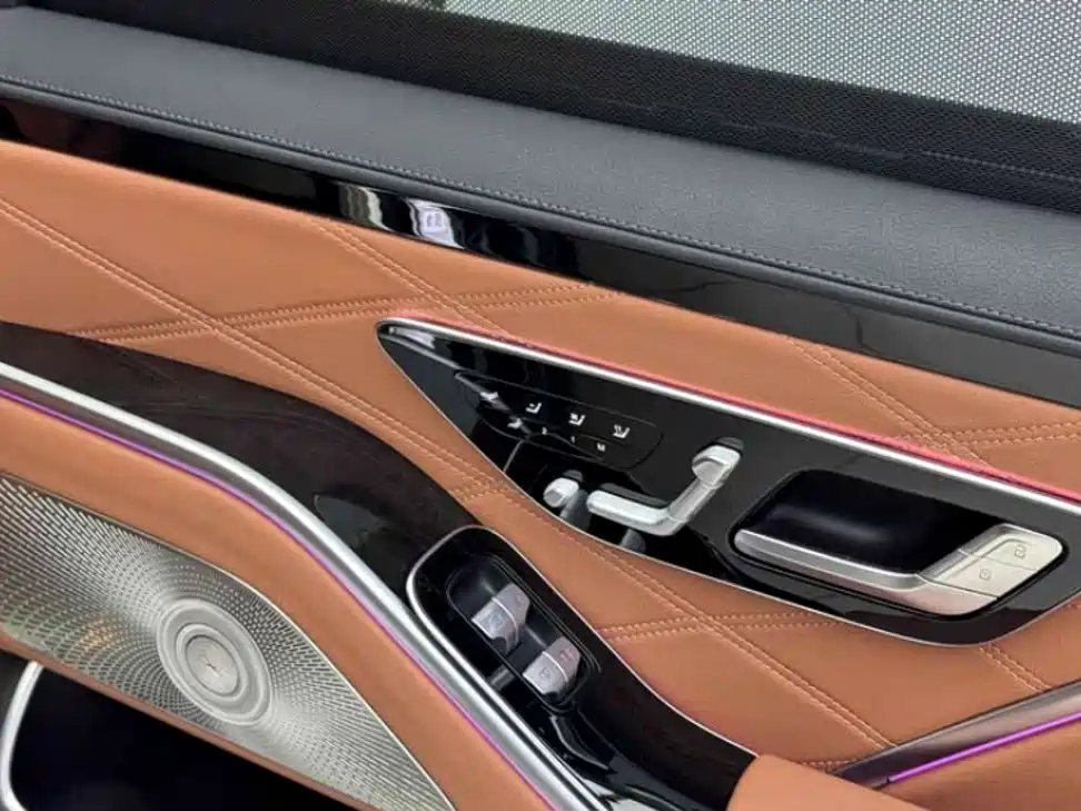 Mercedes-Benz S-Class — миниатюра 7
