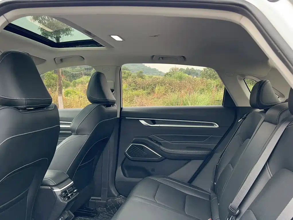 Geely Emgrand — миниатюра 8