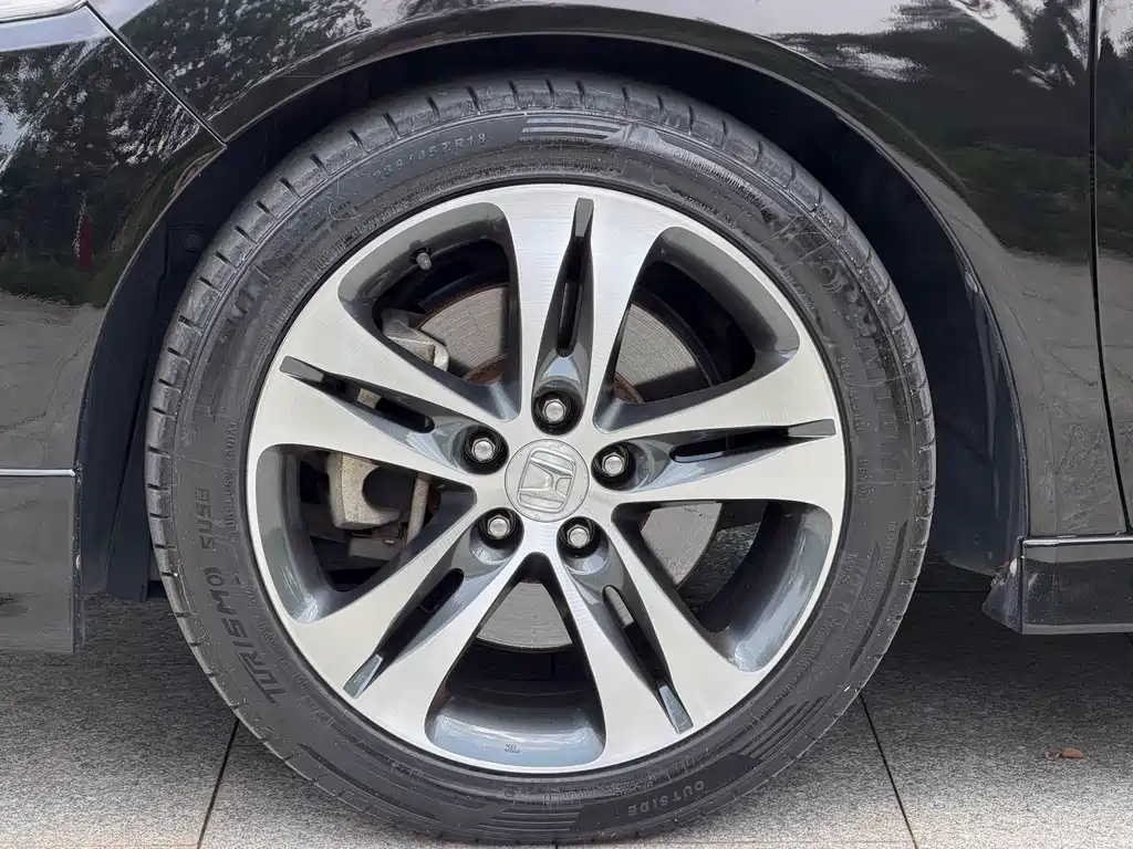 Honda Spirior — миниатюра 10