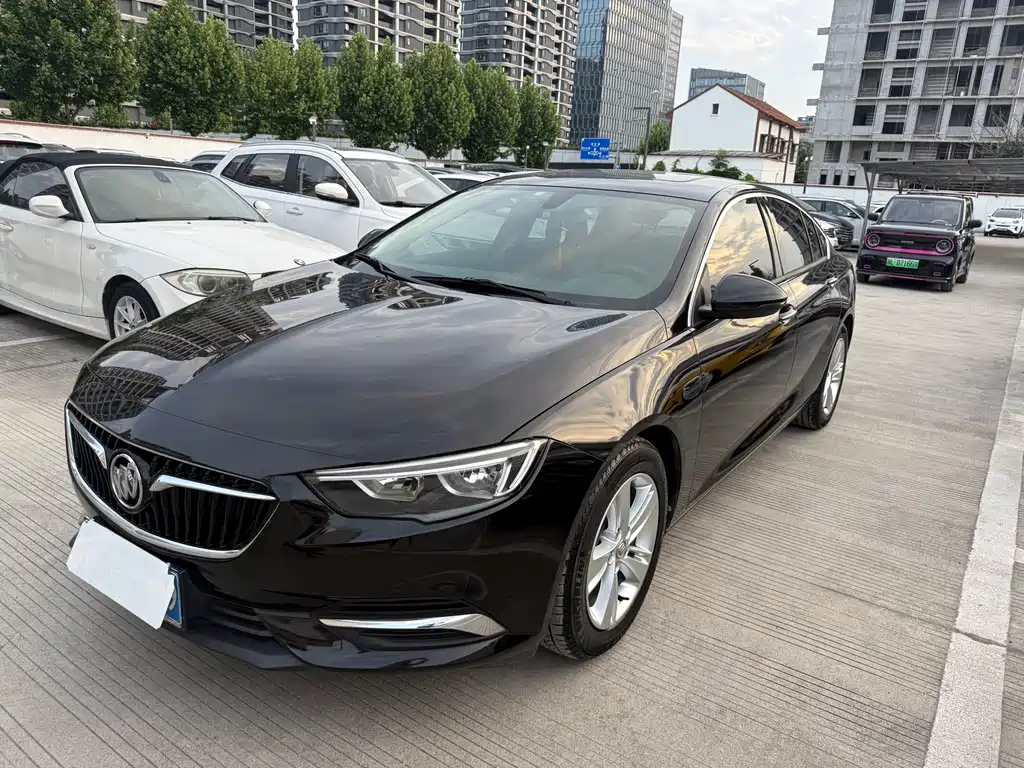 Buick Regal 2018