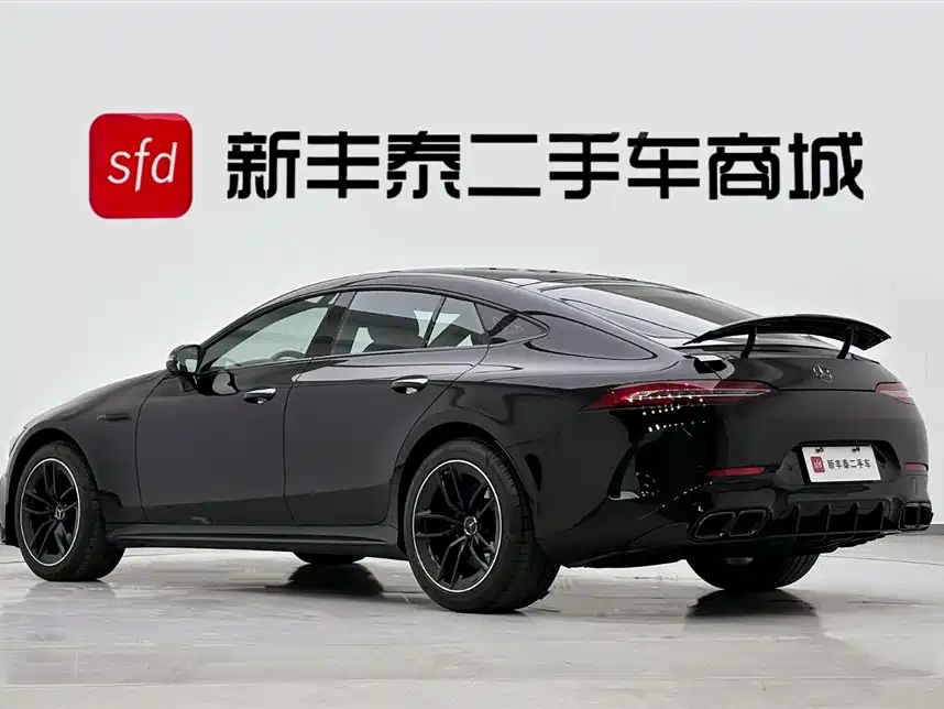 MERCEDES-BENZ AMG GT