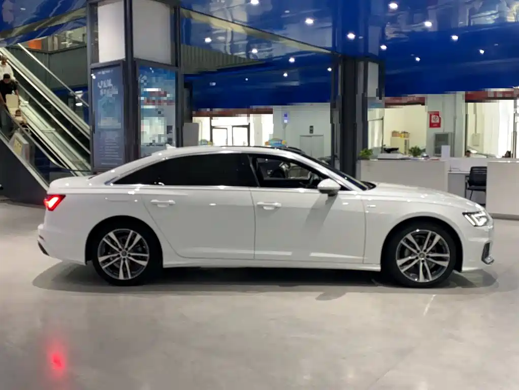 AUDI  A6L