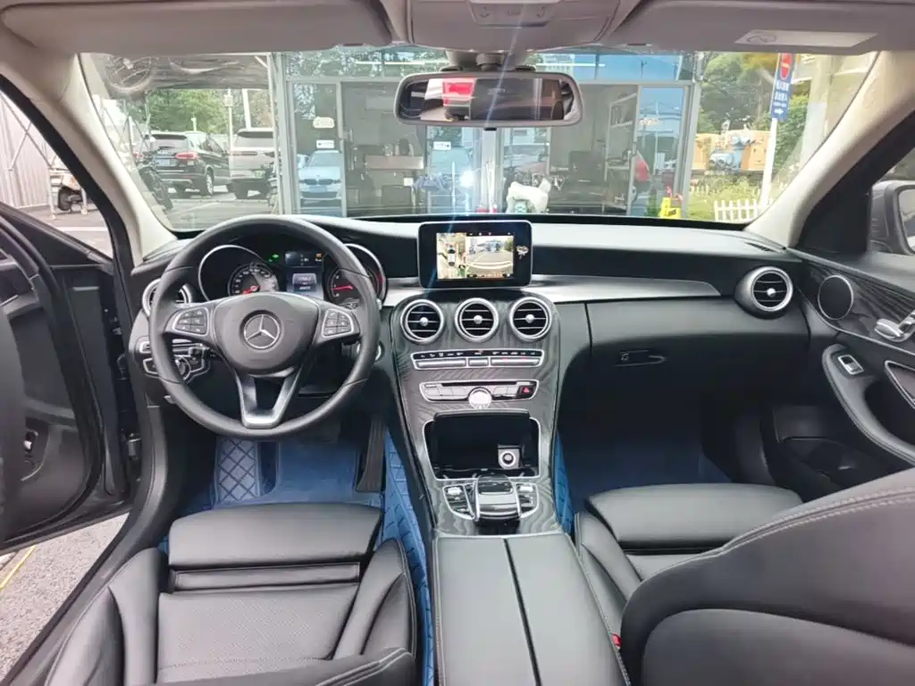 Mercedes-Benz C-Class (Import) — миниатюра 10