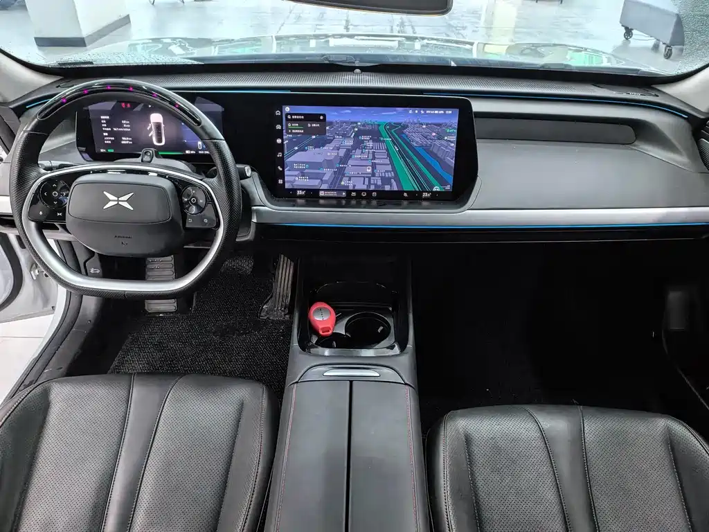 XPeng P7 — миниатюра 5