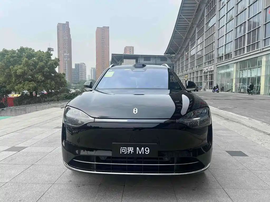 Aito M9 2025 Ultra 52kWh 6 мест (192 ）