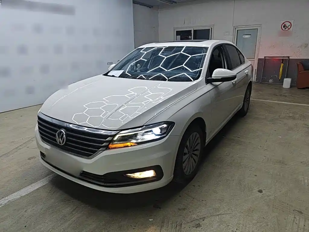 Volkswagen Lavida — миниатюра 2