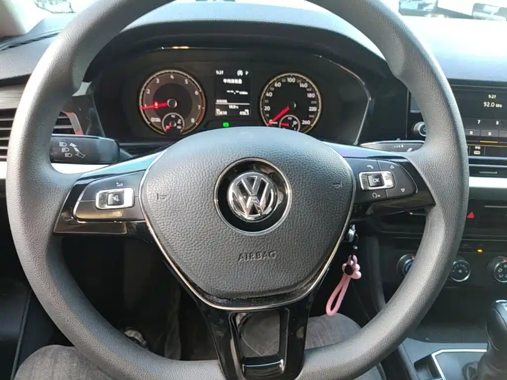 Volkswagen Lavida — миниатюра 11