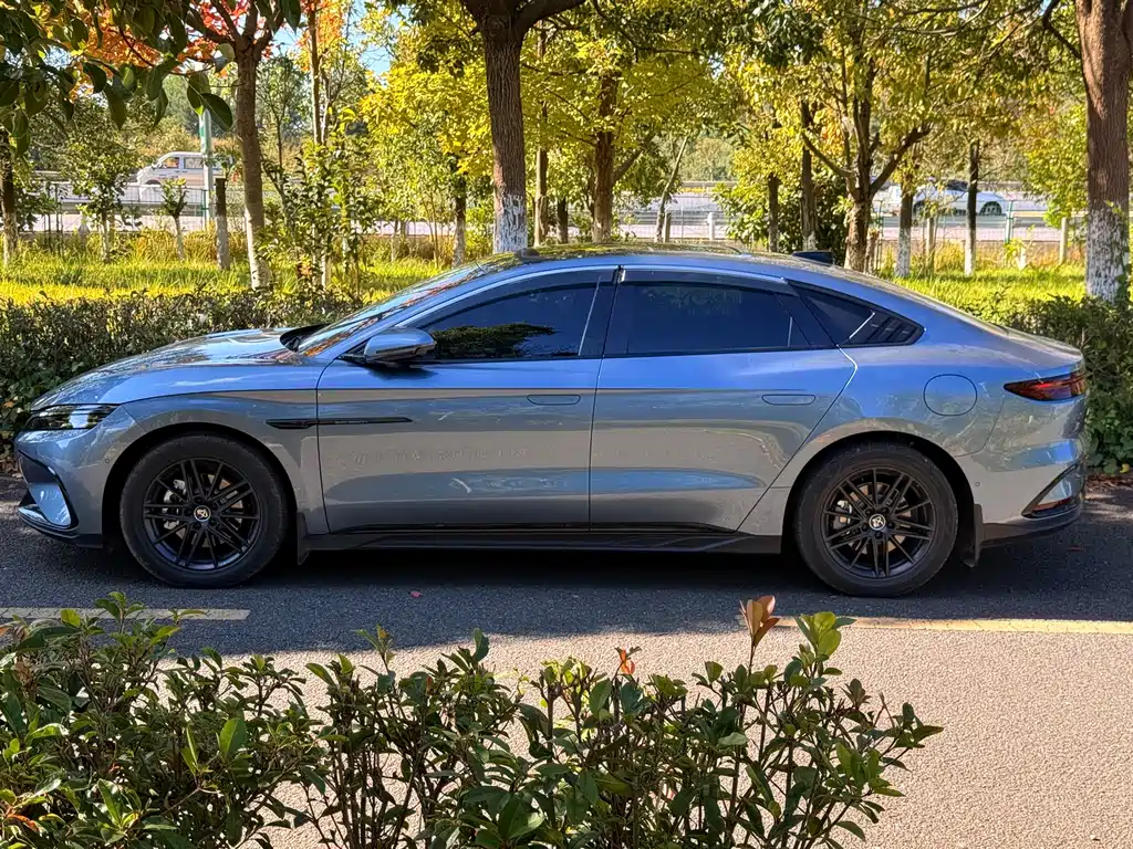 BYD Han — миниатюра 6