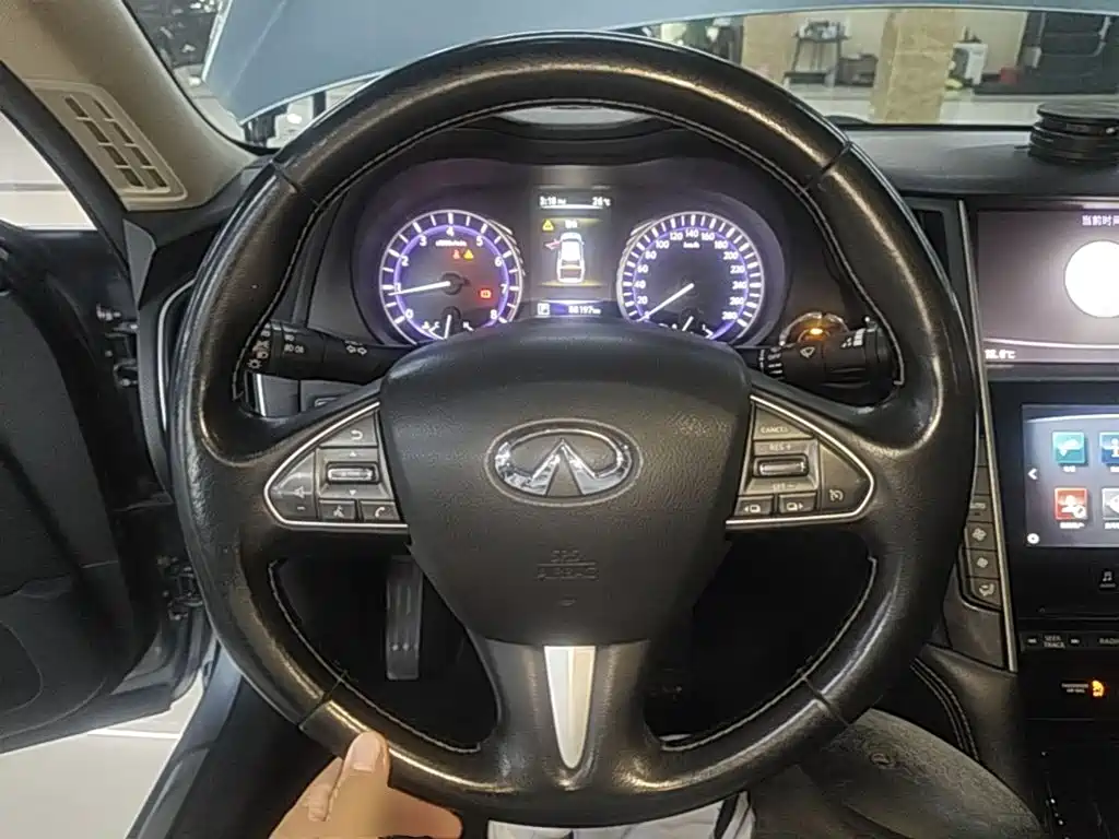 Infiniti Q50L — миниатюра 11