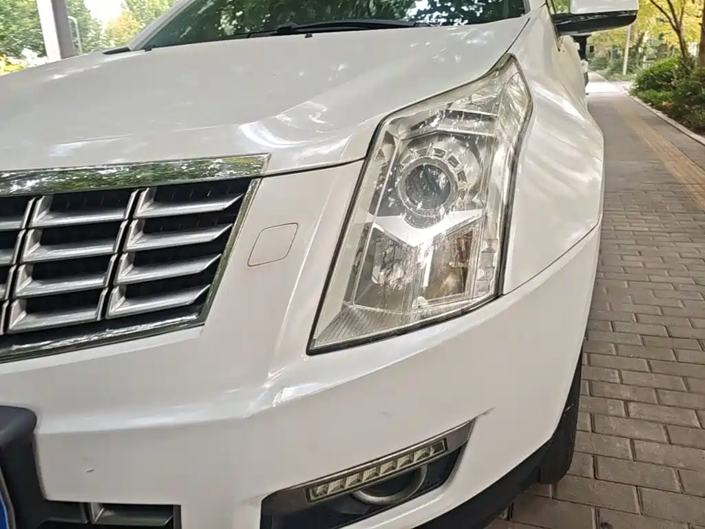 Cadillac SRX — миниатюра 24