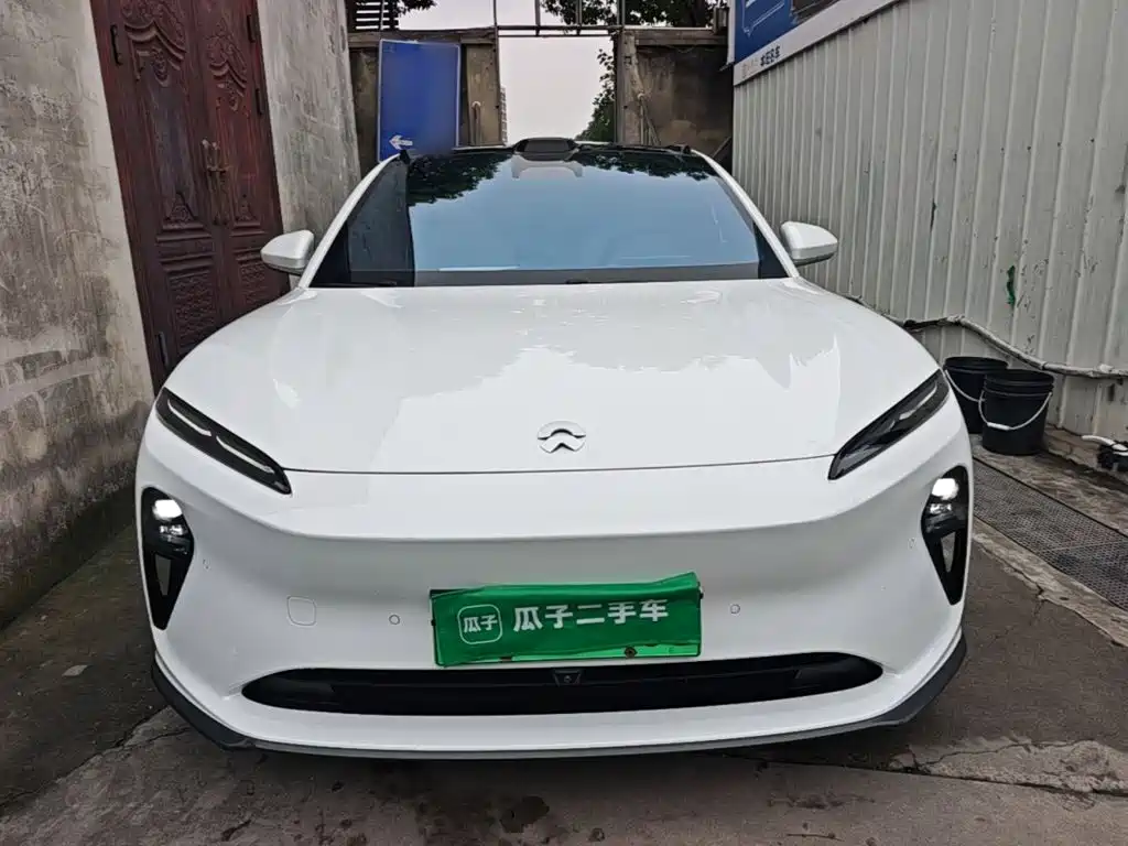 NIO ET5T — миниатюра 3