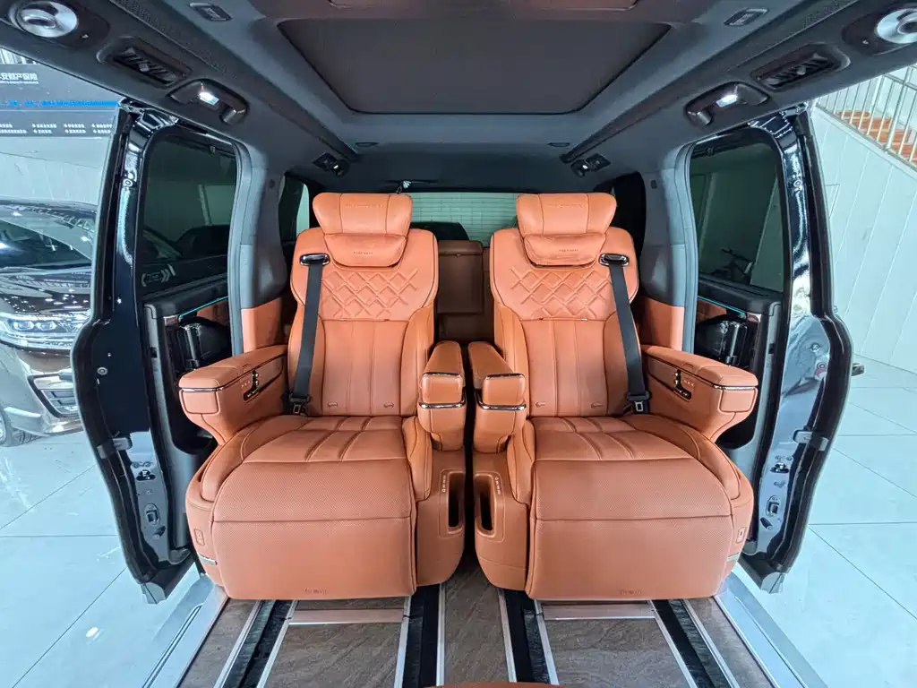 GAC Motor Trumpchi Xiangwang M8 — миниатюра 17