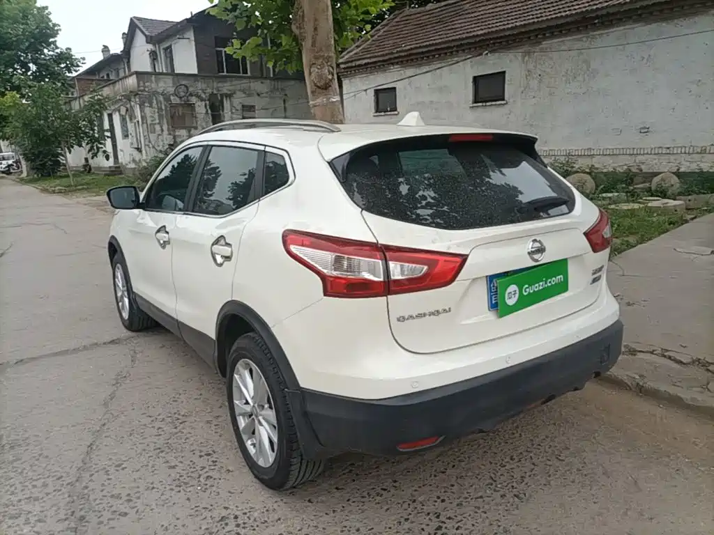 Nissan Qashqai 2016 2.0L CVT Elite