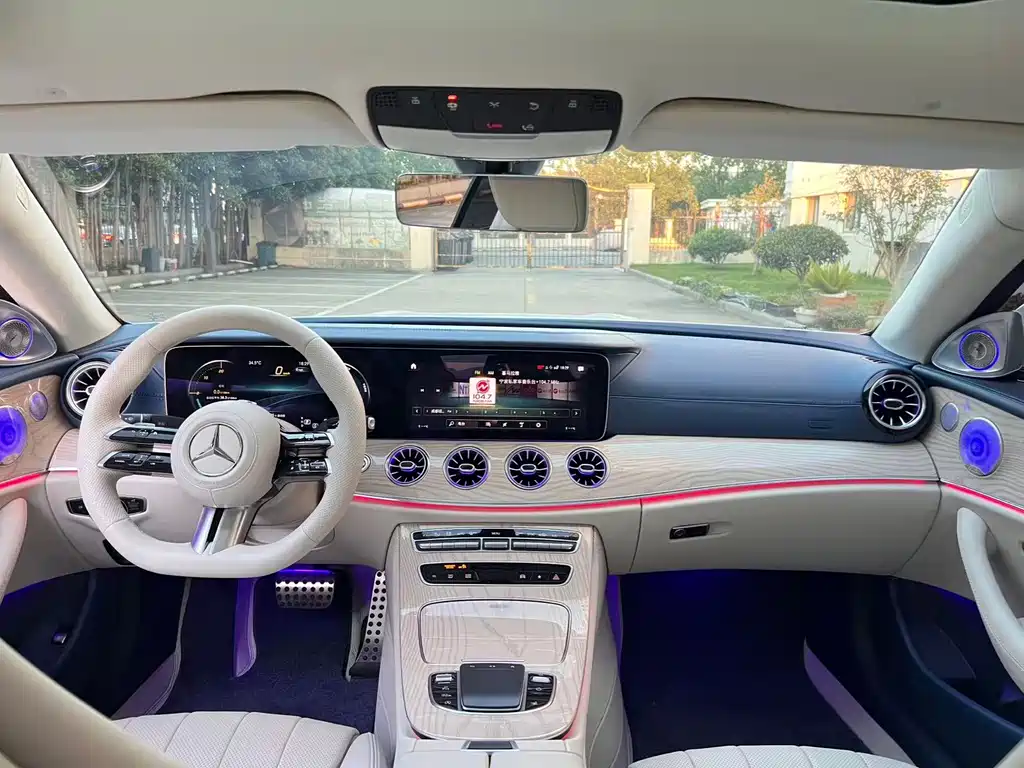 Mercedes-Benz E-Class (Import) — миниатюра 13
