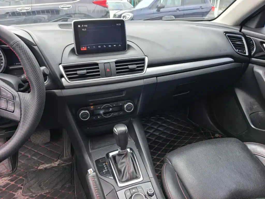Mazda 3 Axela — миниатюра 13