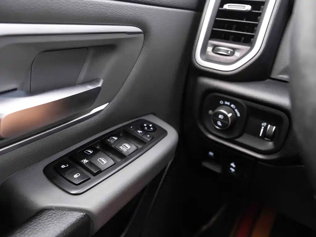 RAM Ram Trucks — миниатюра 18