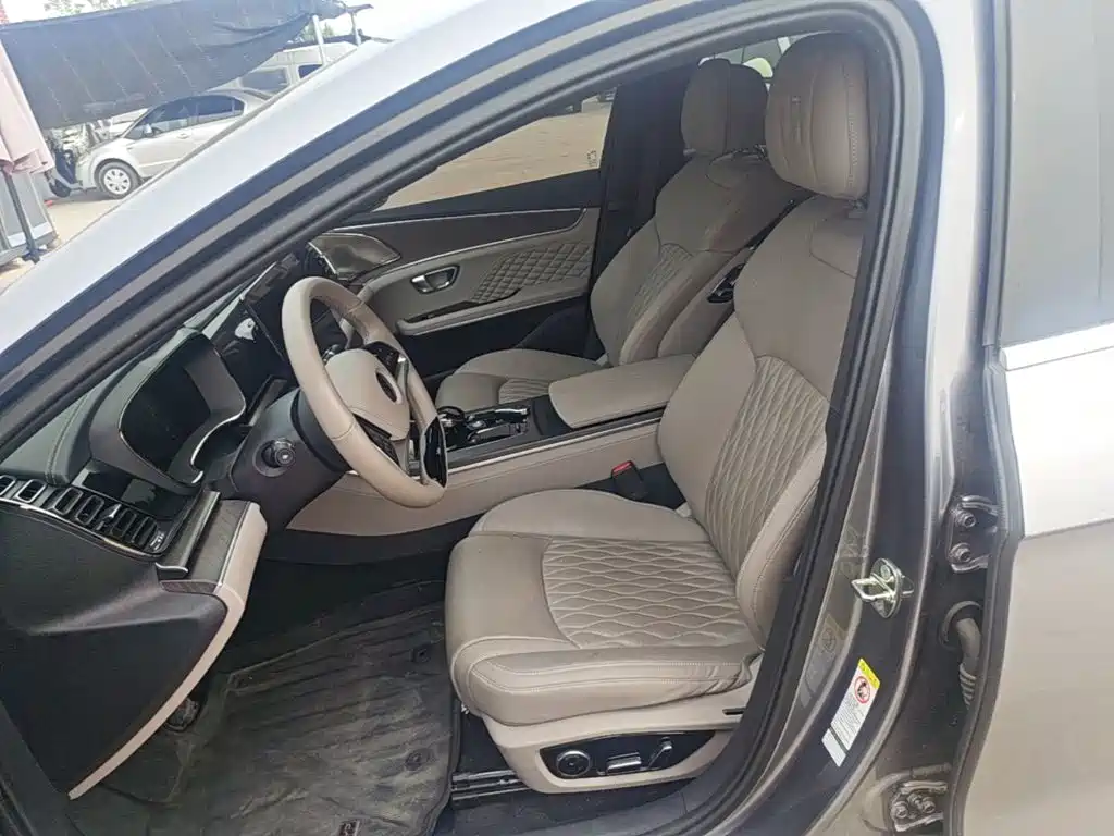 BYD Han — миниатюра 15