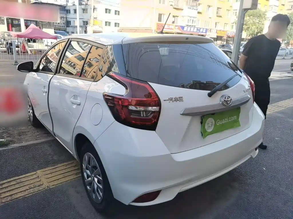 Toyota Vios FS — миниатюра 5