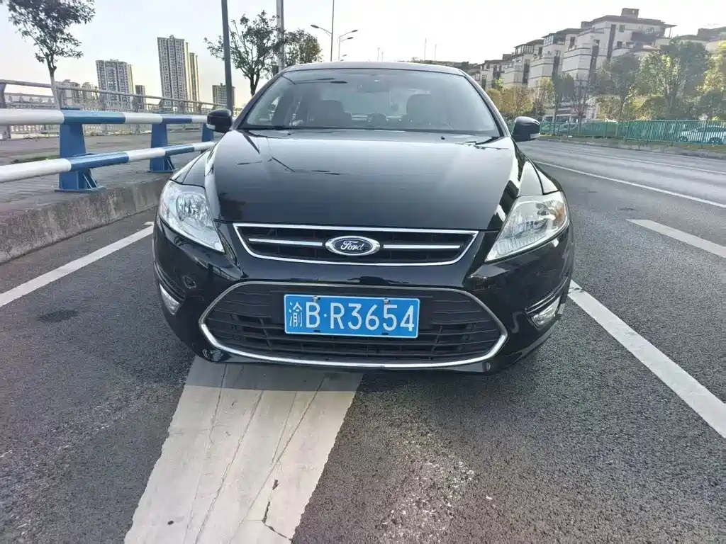 Ford Mondeo — миниатюра 2