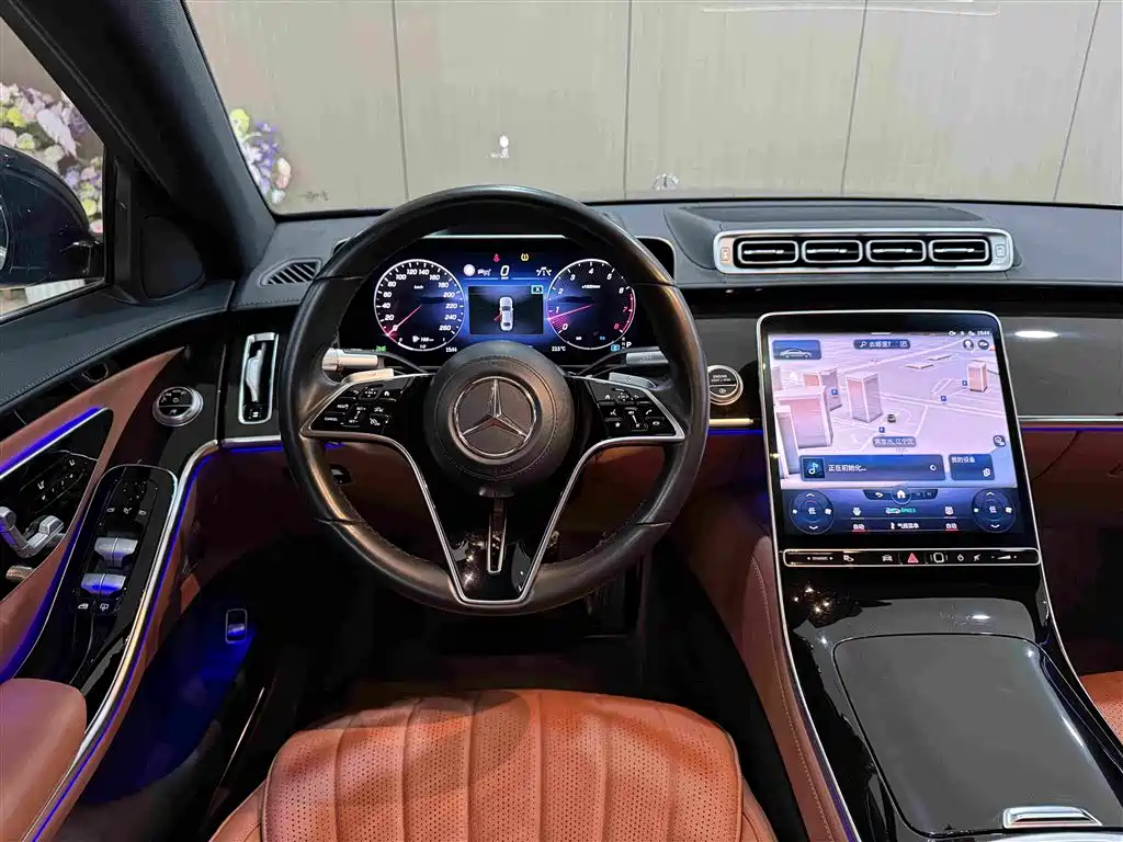 Mercedes-Benz S-Class — миниатюра 13