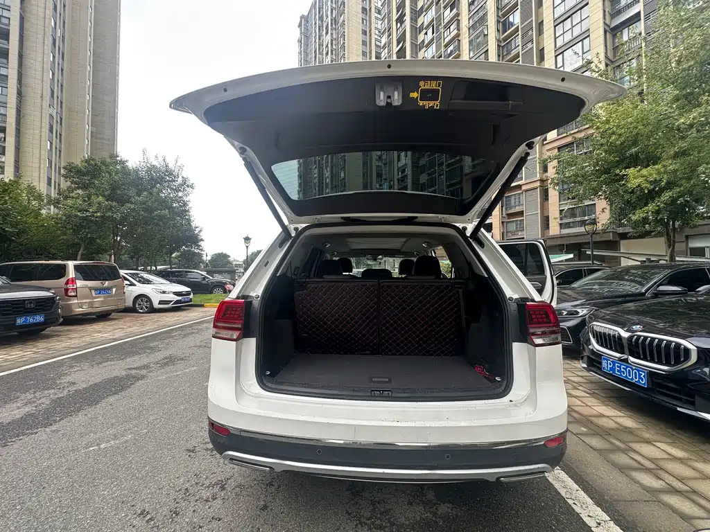 Volkswagen Teramont — миниатюра 15