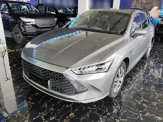 2022 BYD Qin
