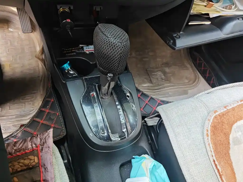 Honda Fit — миниатюра 15
