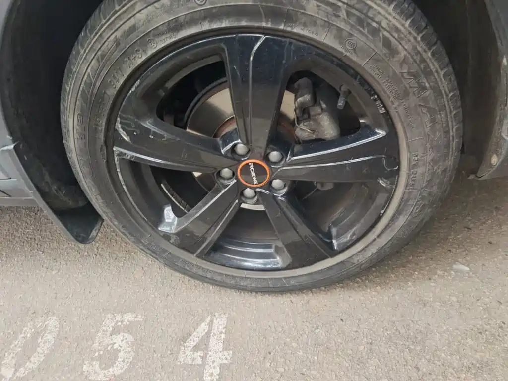 Roewe RX3 — миниатюра 24