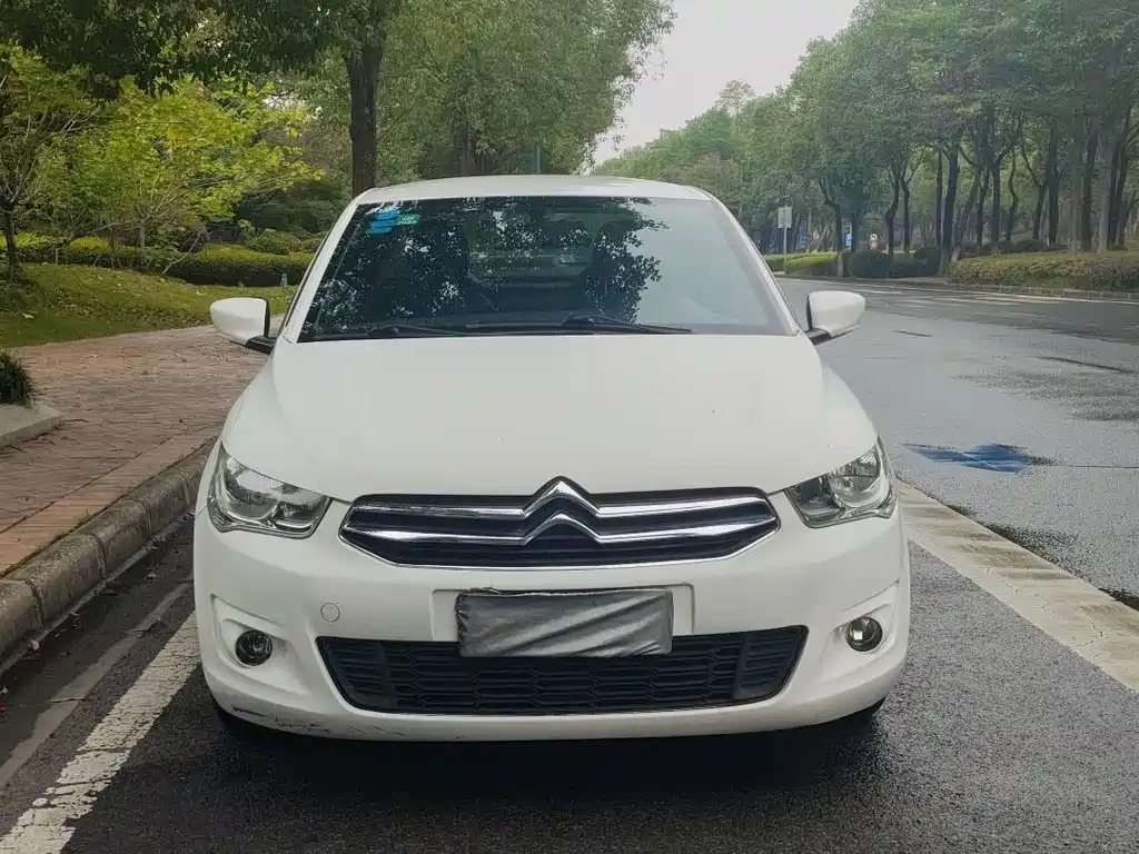 Citroen Elysee — миниатюра 2