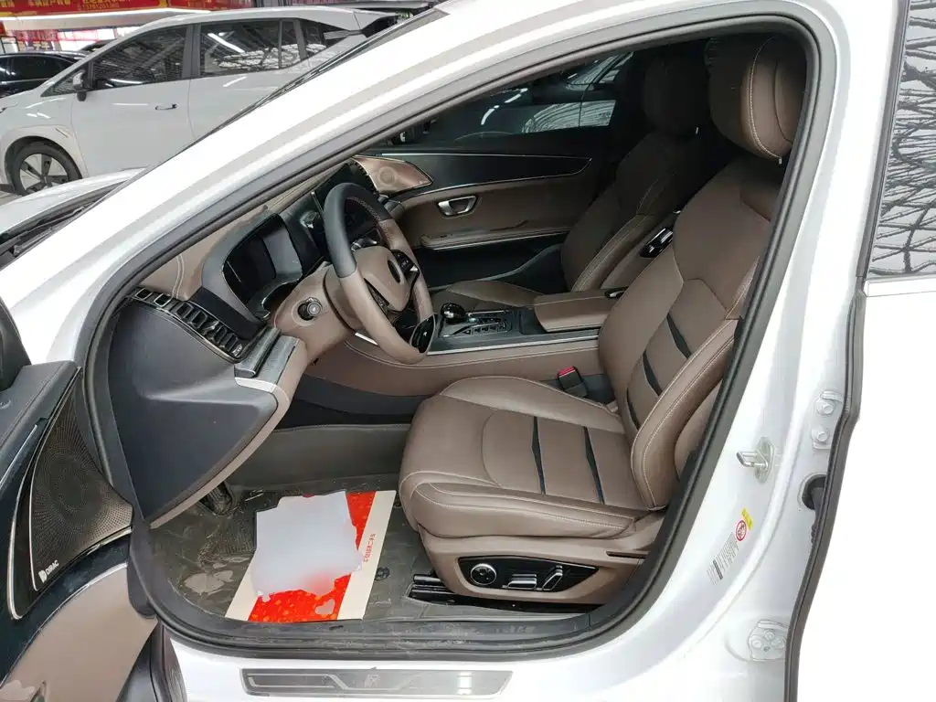 BYD Han — миниатюра 11