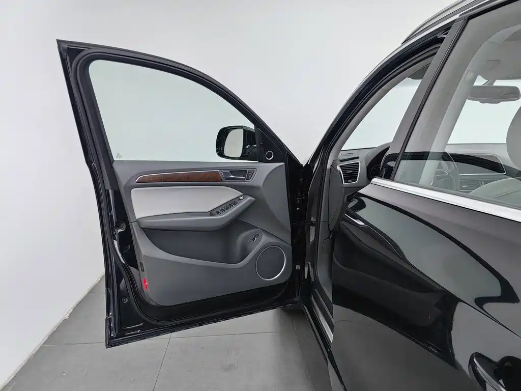 Audi Q5 — миниатюра 8