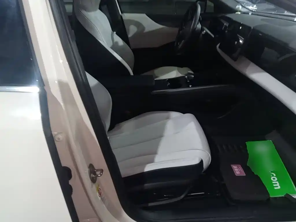 BYD Seal 06 — миниатюра 25