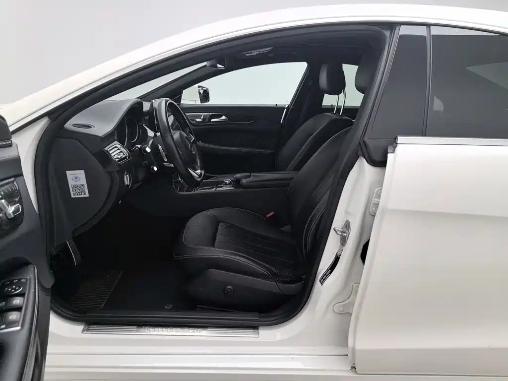 Mercedes-Benz CLS — миниатюра 10