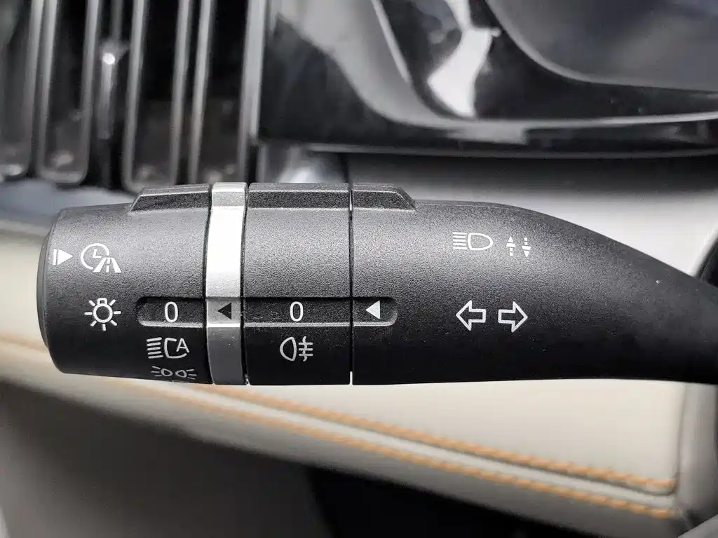 BYD PLUS New Energy — миниатюра 21
