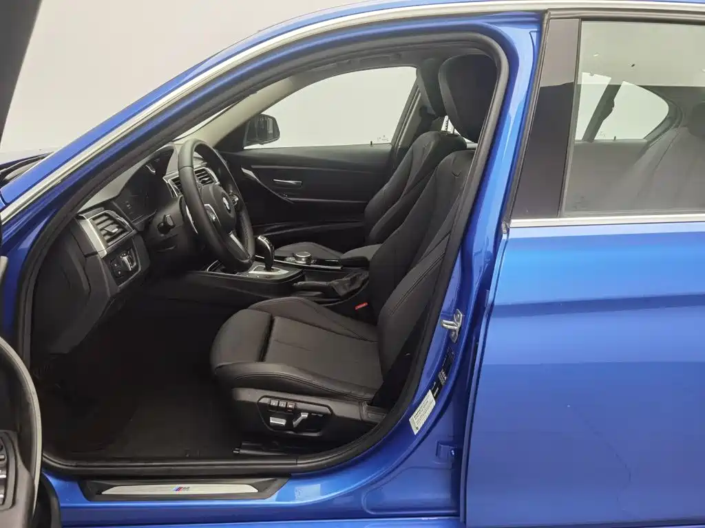BMW 3 Series — миниатюра 10