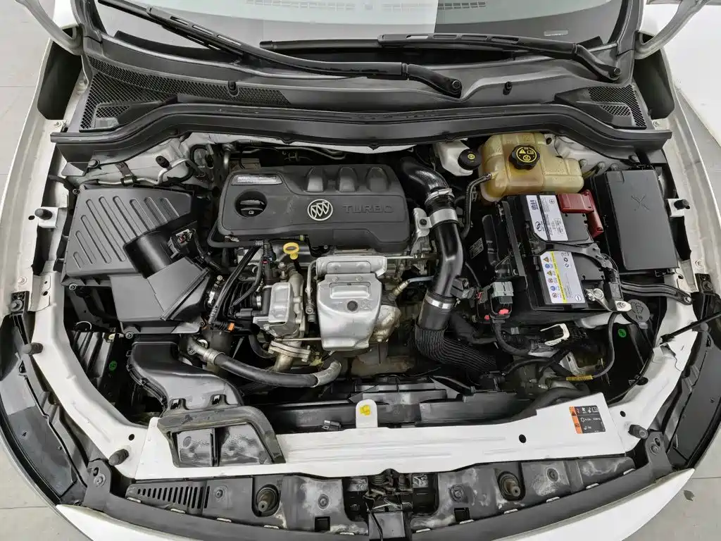 Buick Excelle — миниатюра 6