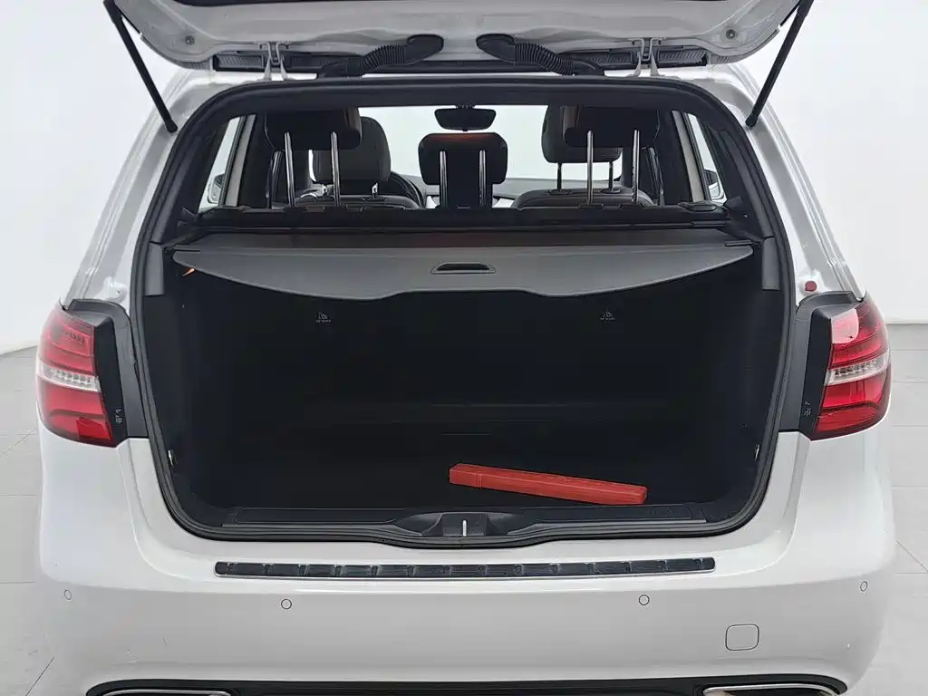Mercedes-Benz B-Class — миниатюра 16