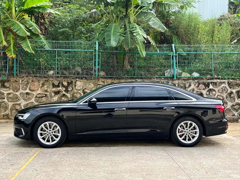 AUDI  A6L