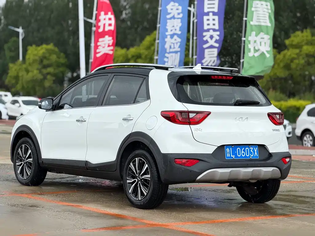 Kia KX1 2021 1.4L CVT