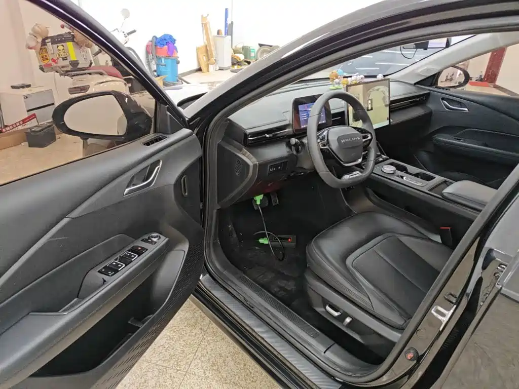 Wuling Xingguang — миниатюра 12