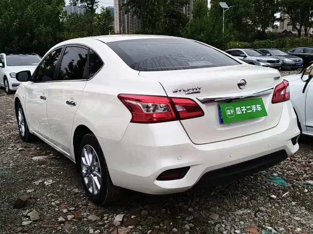 Nissan Sylphy — миниатюра 5