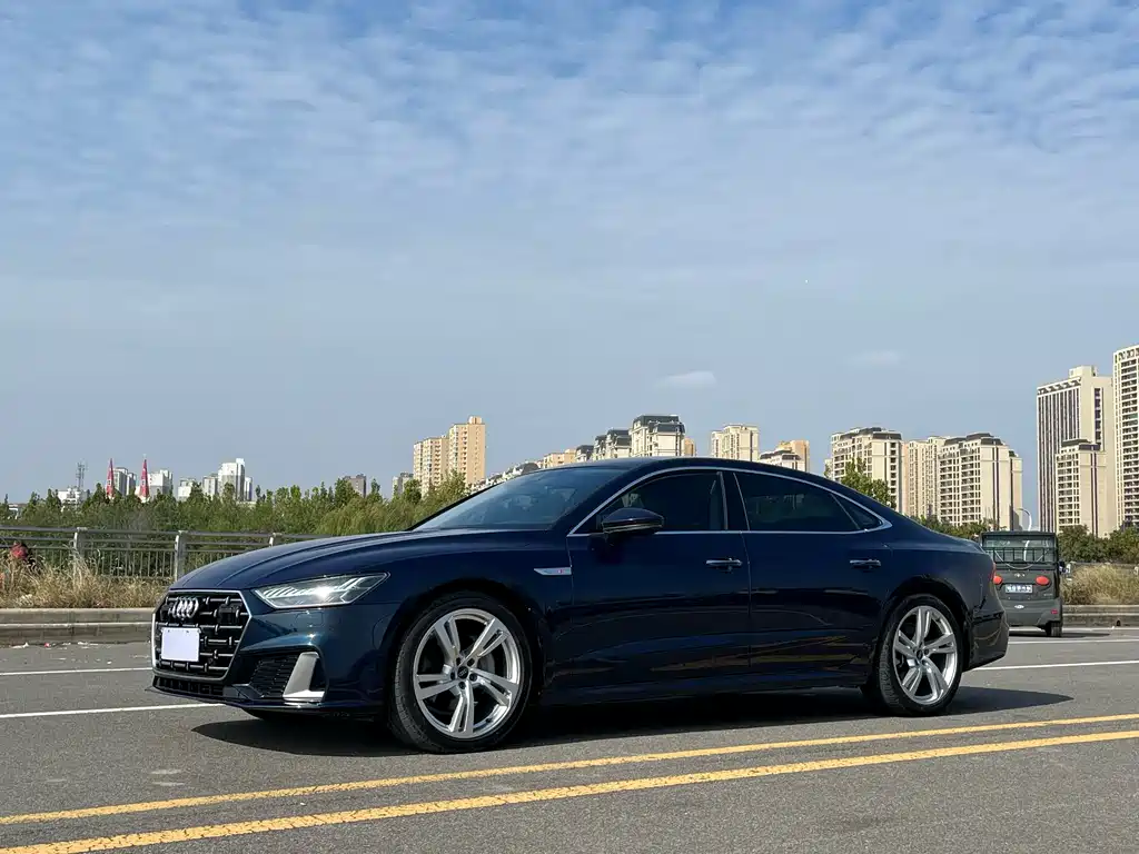 AUDI A7L
