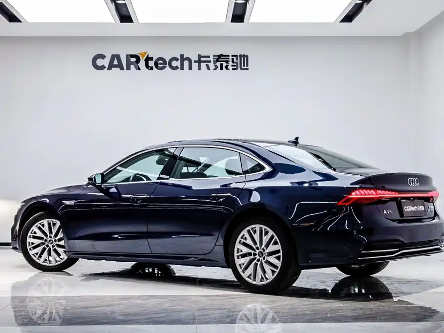 Audi A7L — миниатюра 21