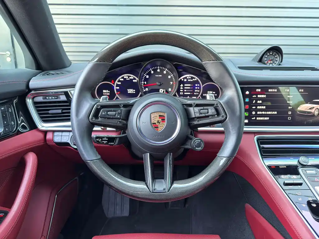 Porsche Panamera — миниатюра 10