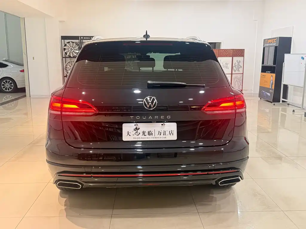Volkswagen Touareg — миниатюра 7