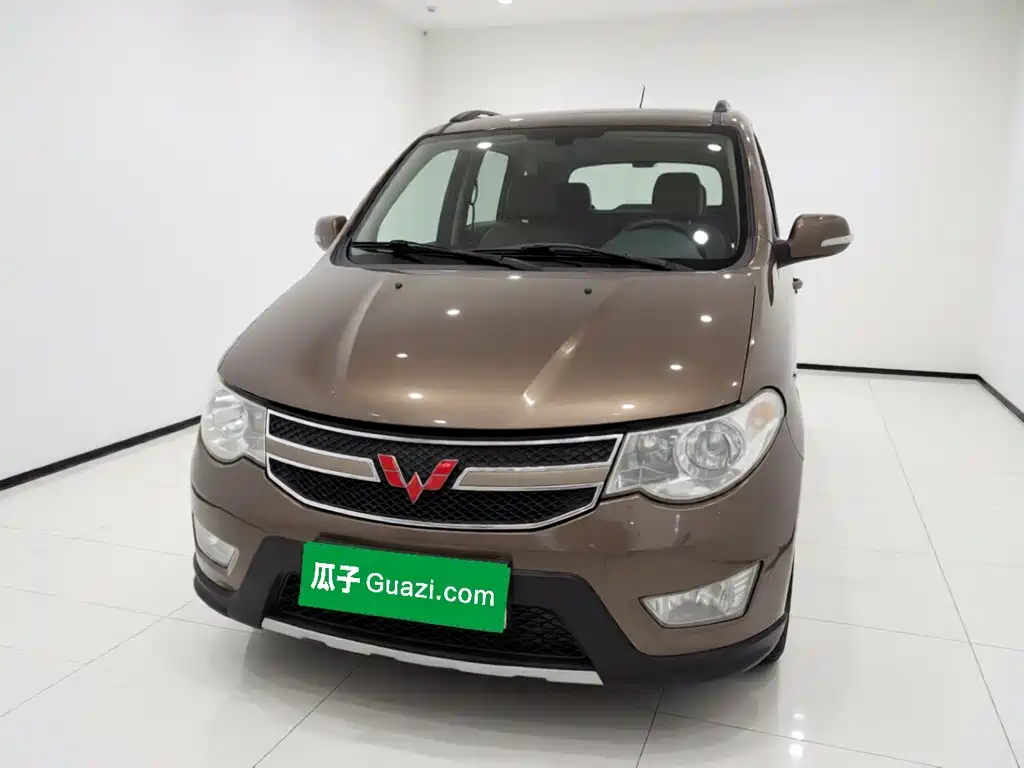 Wuling Hongguang — миниатюра 2