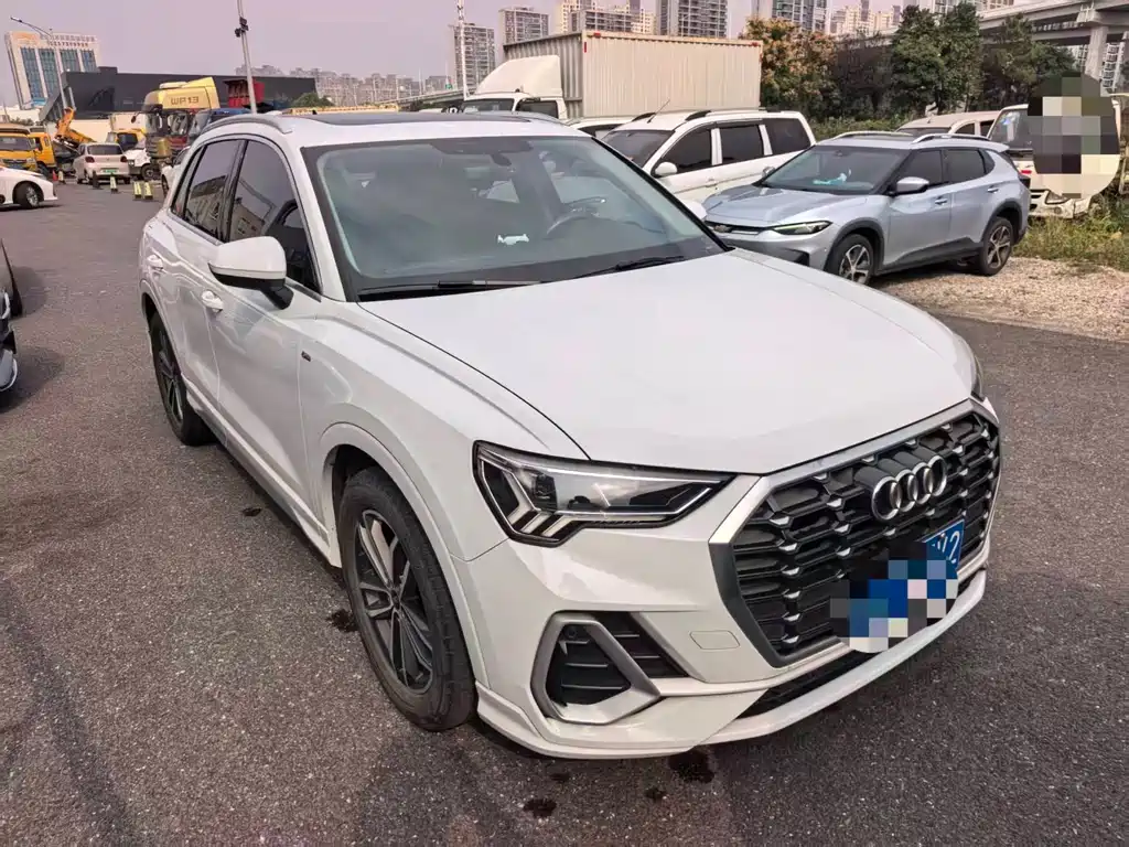 Audi Q3 — миниатюра 2