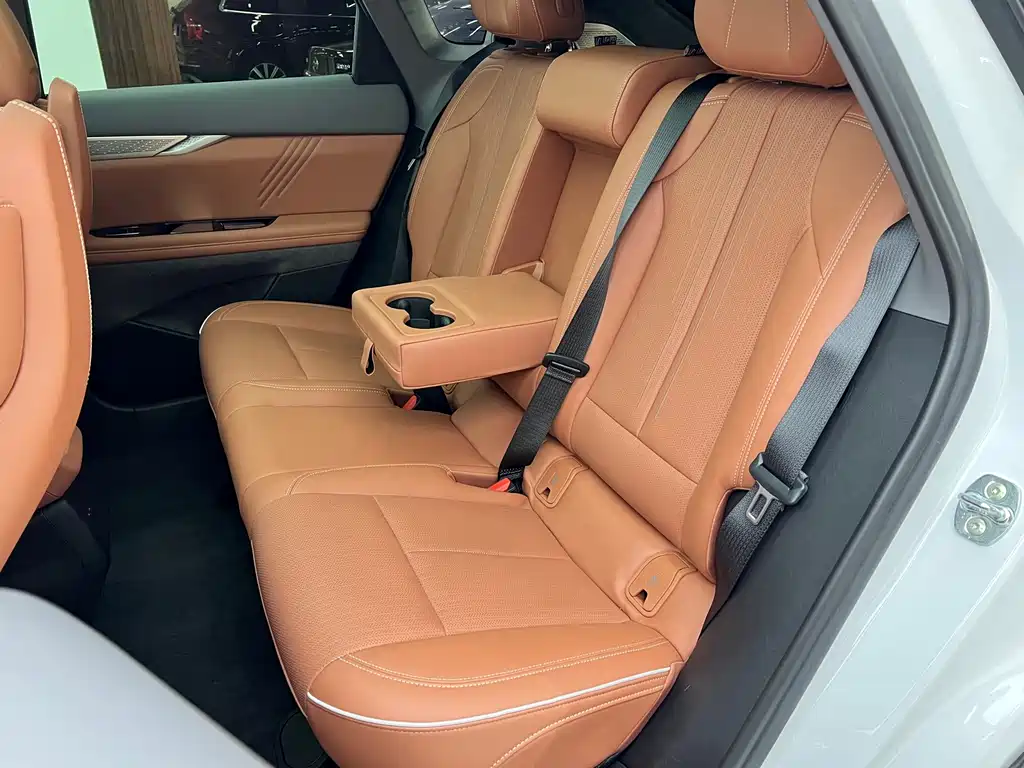 Cadillac IQ — миниатюра 21