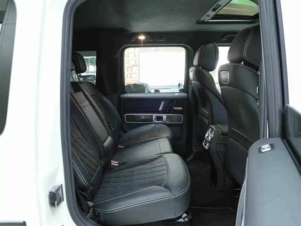Mercedes-Benz G-Class — миниатюра 13
